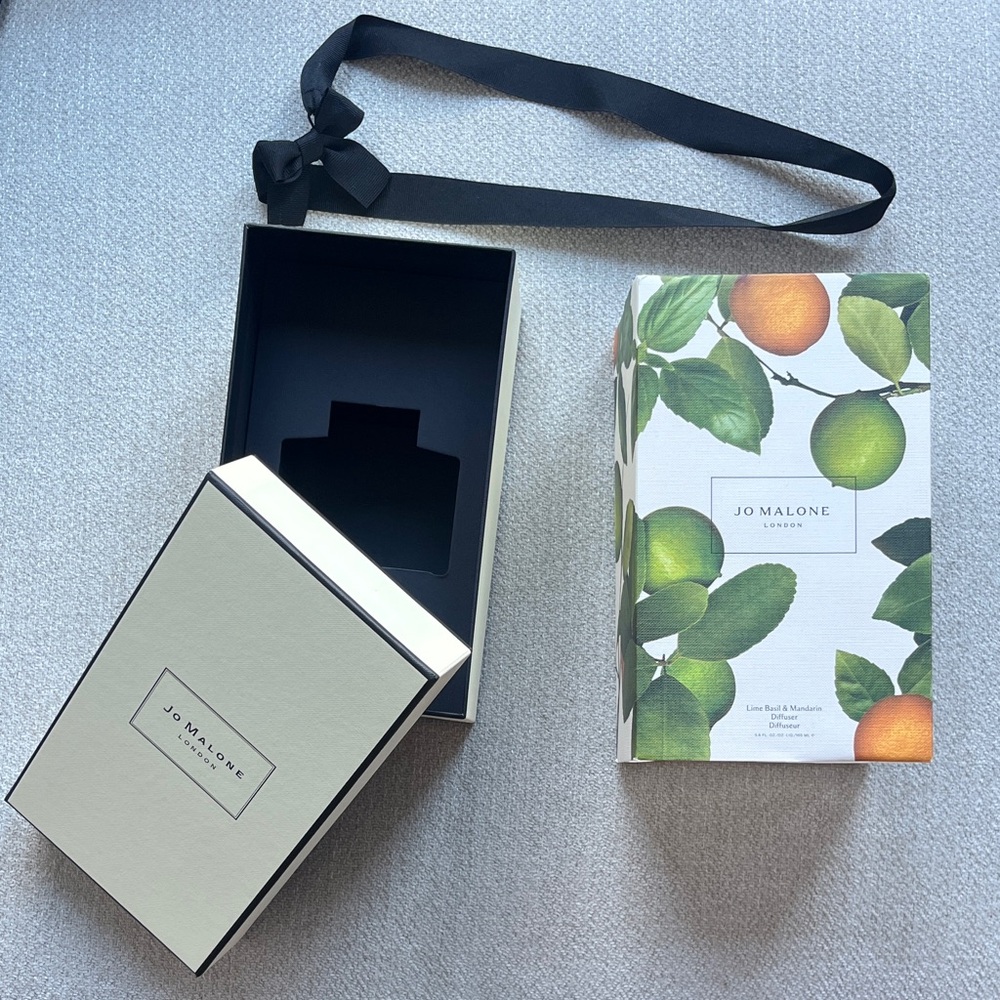 Jo Malone Citrus and Herb Diffuser Box with Black Ribbon (box / packaging only)